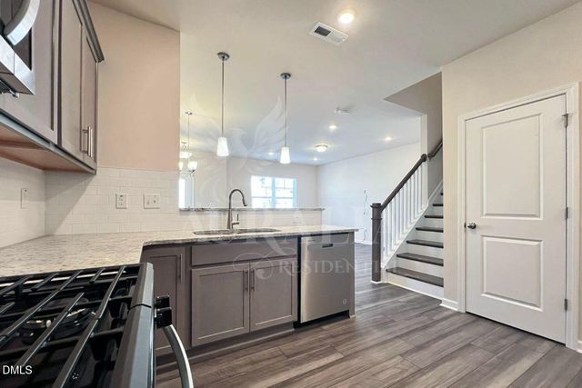 217 Truss Bridge Street, Fuquay Varina, NC 27526