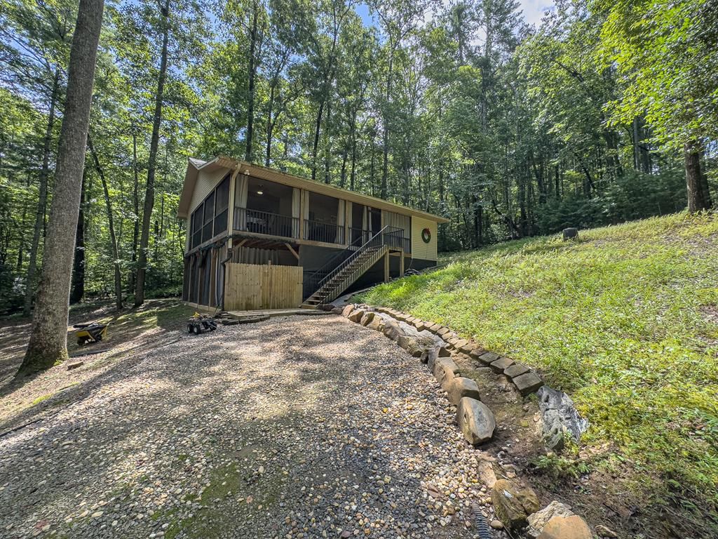 89 Box Turtle Lane, Murphy, NC 28906