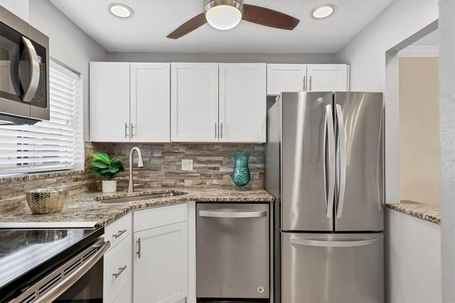 1714 69TH AVENUE W B404, Bradenton, FL 34207