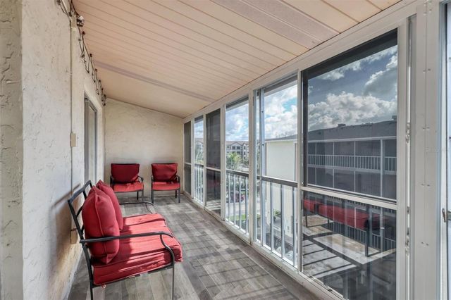 1714 69TH AVENUE W B404, Bradenton, FL 34207