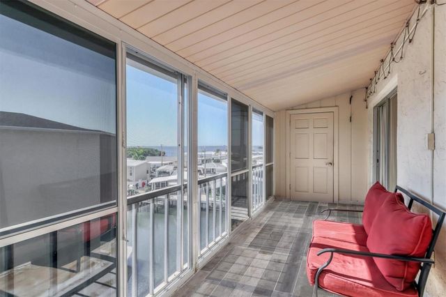 1714 69TH AVENUE W B404, Bradenton, FL 34207