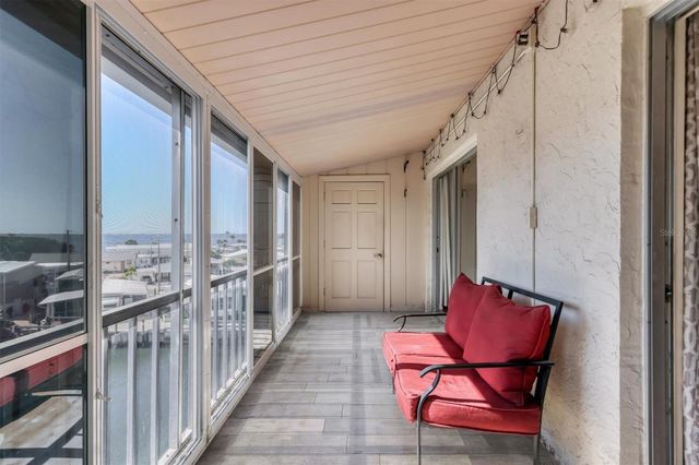 1714 69TH AVENUE W B404, Bradenton, FL 34207