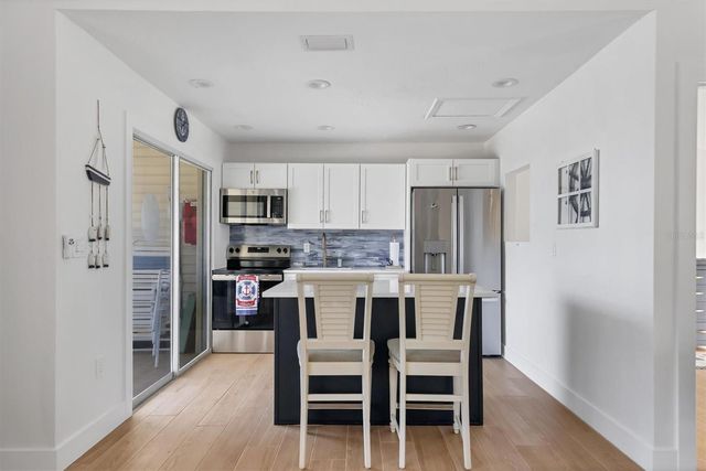 1714 69TH AVENUE W B404, Bradenton, FL 34207