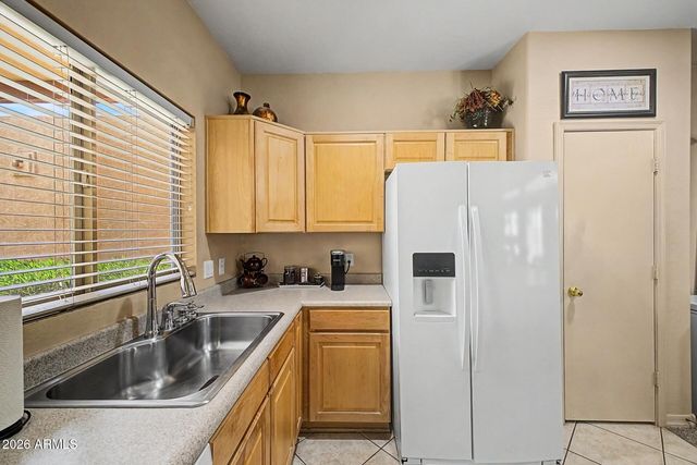 1650 S CRISMON Road 25, Mesa, AZ 85209