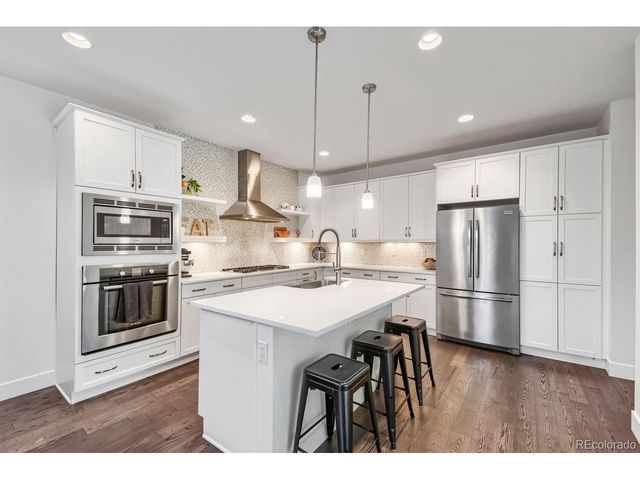 2752 Jamaica Way, Denver, CO 80238