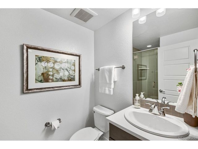 2752 Jamaica Way, Denver, CO 80238
