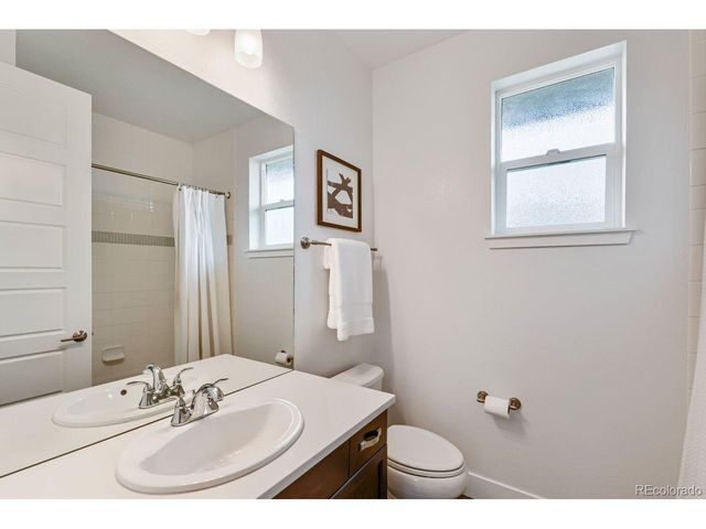 2752 Jamaica Way, Denver, CO 80238