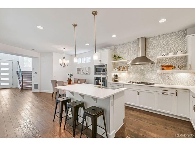 2752 Jamaica Way, Denver, CO 80238