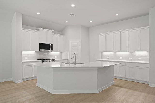 15102 Bank Swallow Place, Magnolia, TX 77354