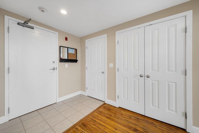 10 Kearney Sq 307, Lowell, MA 01852