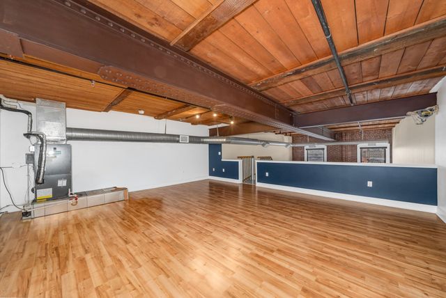 10 Kearney Sq 307, Lowell, MA 01852