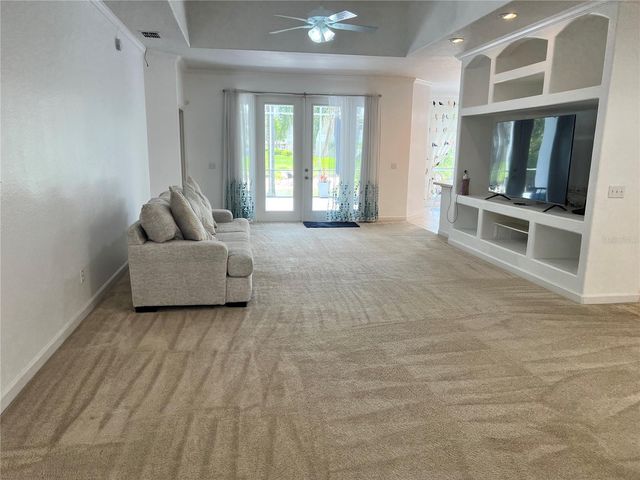 1819 SANDHILL LANE, Winter Haven, FL 33884