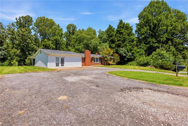 172 Chauncey Drive, Millers Creek, NC 28651