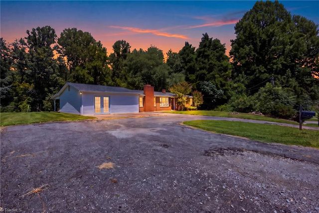 172 Chauncey Drive, Millers Creek, NC 28651