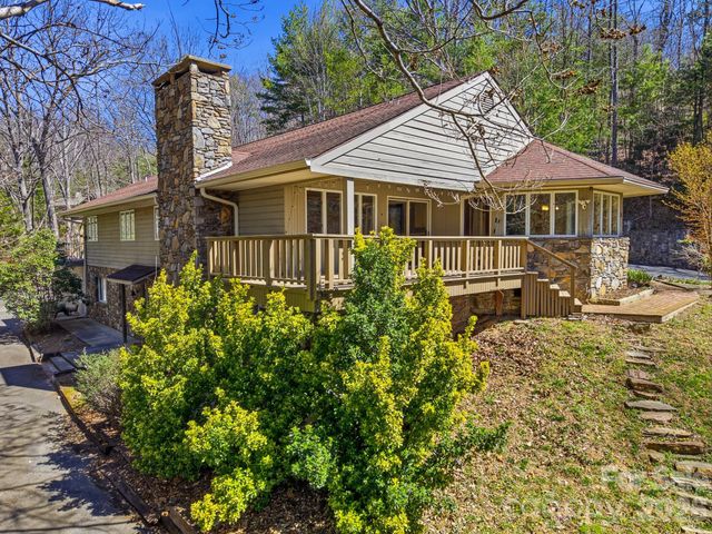 8 Covewood Road, Asheville, NC 28805