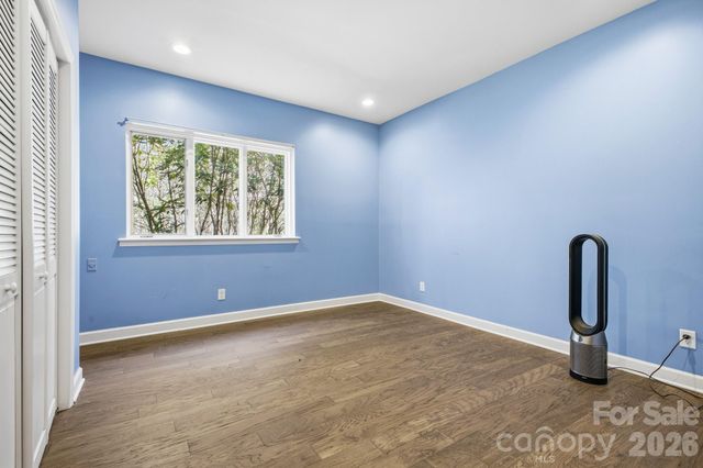 8 Covewood Road, Asheville, NC 28805