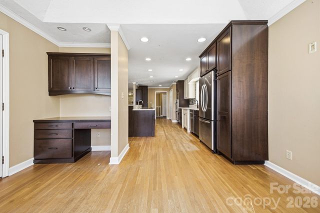 8 Covewood Road, Asheville, NC 28805