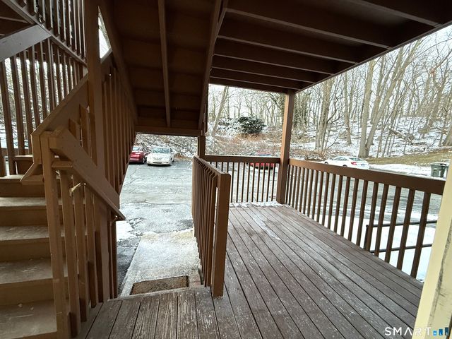 204 Cherry Hill Drive 1B, Bridgeport, CT 06606