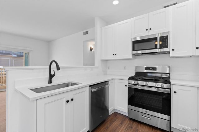 3855 Canyon Ranch Road Road 104, Highlands Ranch, CO 80126