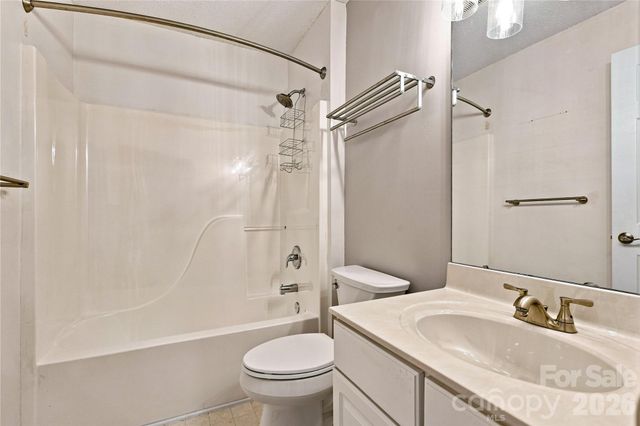5477 Cambridge Bay Drive, Charlotte, NC 28269