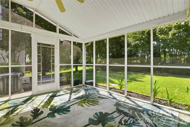 5477 Cambridge Bay Drive, Charlotte, NC 28269