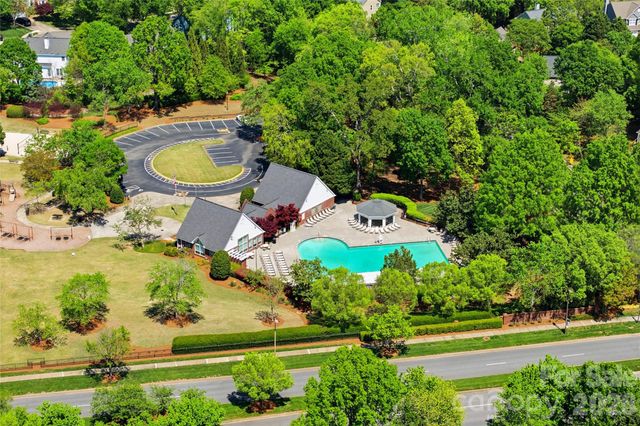 5477 Cambridge Bay Drive, Charlotte, NC 28269
