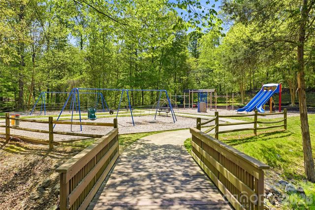5477 Cambridge Bay Drive, Charlotte, NC 28269