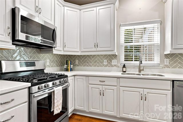 5477 Cambridge Bay Drive, Charlotte, NC 28269