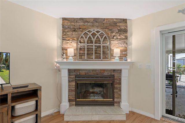 8303 N Marinazzo Terrace, Crystal River, FL 34428