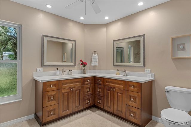 8303 N Marinazzo Terrace, Crystal River, FL 34428