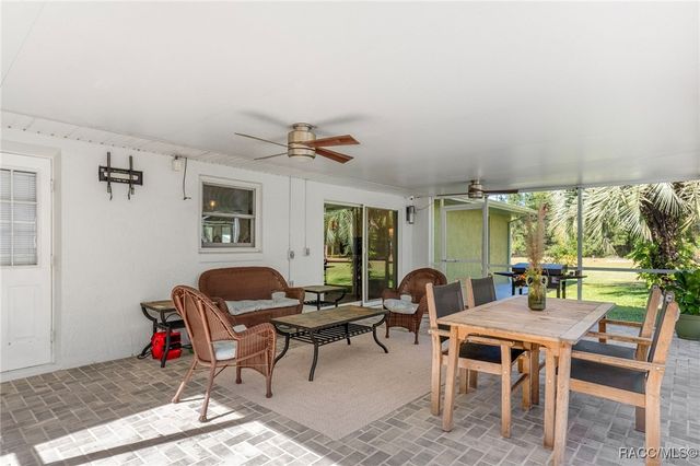 8303 N Marinazzo Terrace, Crystal River, FL 34428