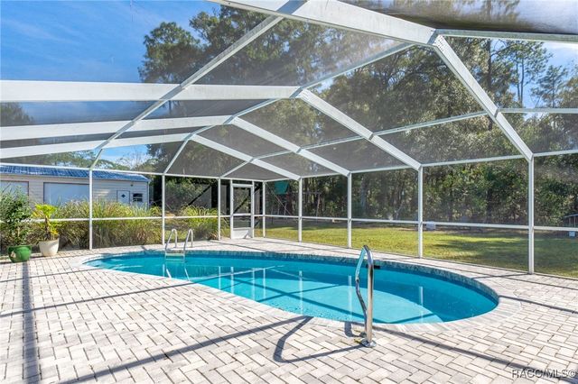 8303 N Marinazzo Terrace, Crystal River, FL 34428