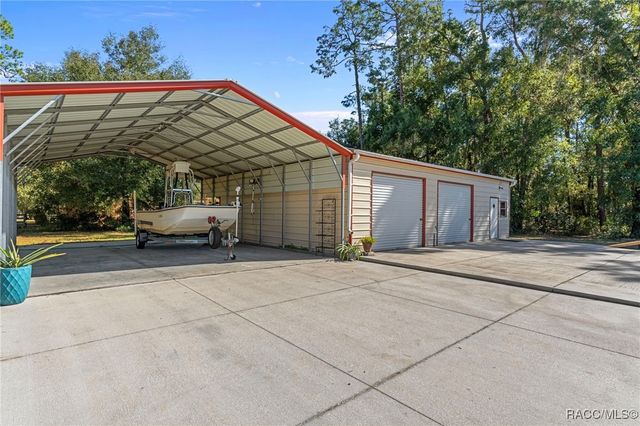 8303 N Marinazzo Terrace, Crystal River, FL 34428