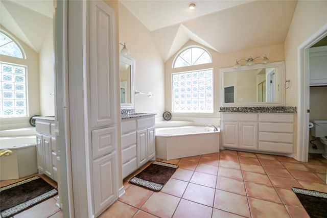611 Fawn Trail, Tioga, TX 76271