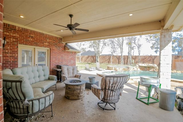 611 Fawn Trail, Tioga, TX 76271