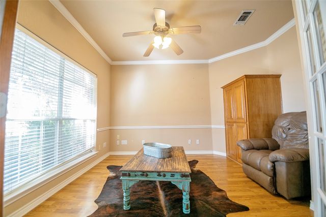 611 Fawn Trail, Tioga, TX 76271