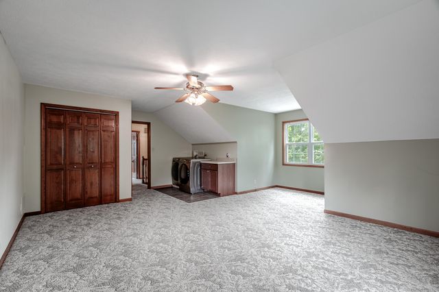 203 Parkwood Drive, Valparaiso, IN 46383
