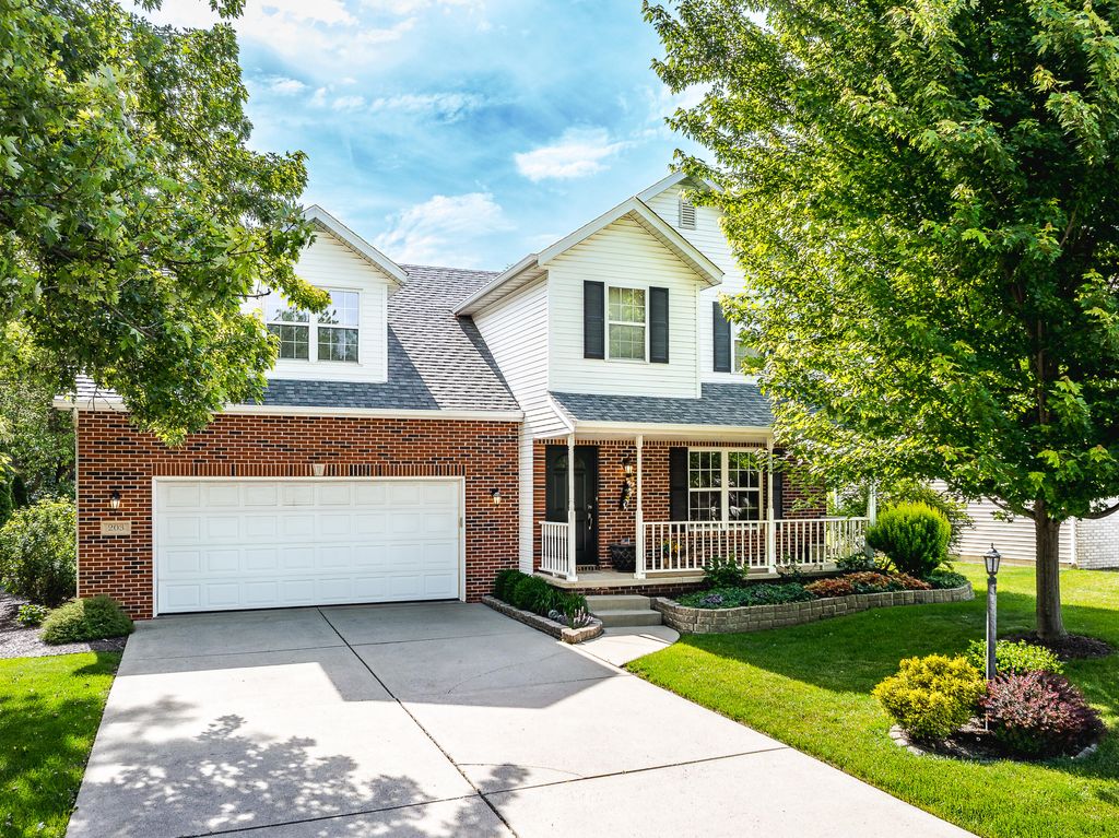 203 Parkwood Drive, Valparaiso, IN 46383