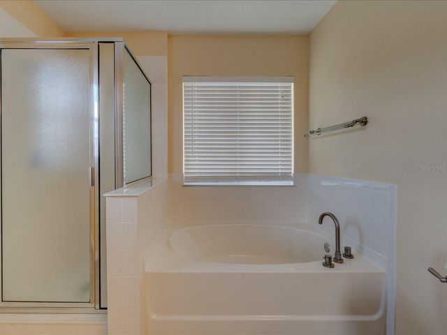 17552 QUEENSLAND STREET, Land O Lakes, FL 34638