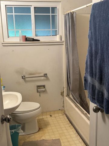 3054 Princeton Ave, Stockton, CA 95204