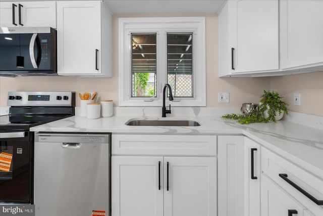 12508 SWIRL LN, Bowie, MD 20715