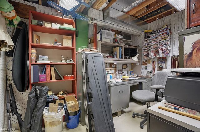 2837 Stratford Circle, Akron, OH 44312