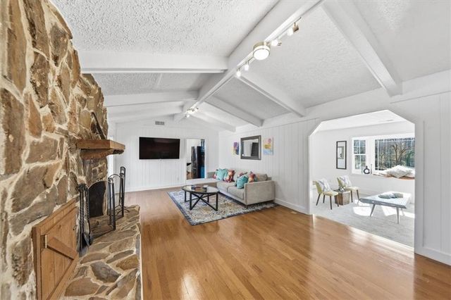 148 Dana Drive, Fayetteville, GA 30215