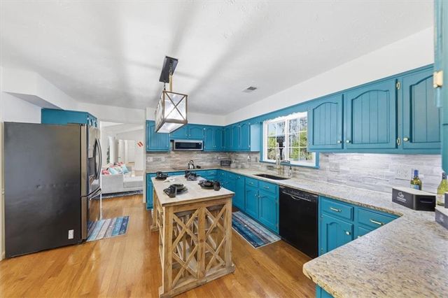 148 Dana Drive, Fayetteville, GA 30215