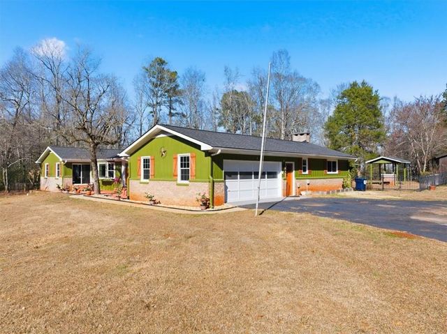 148 Dana Drive, Fayetteville, GA 30215