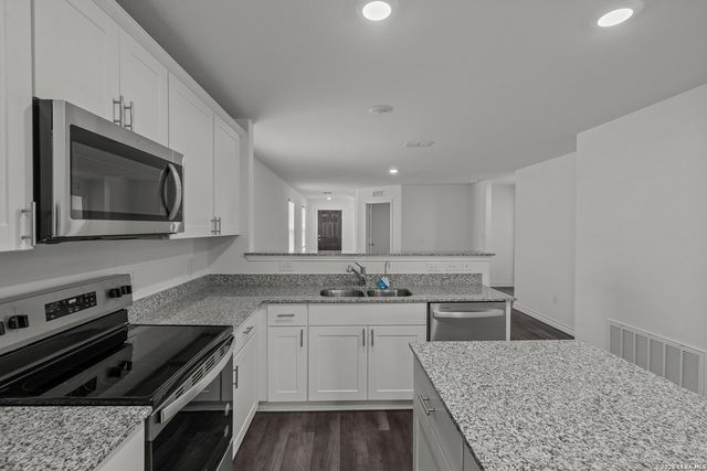 209 JERSEY LANE, Boerne, TX 78006