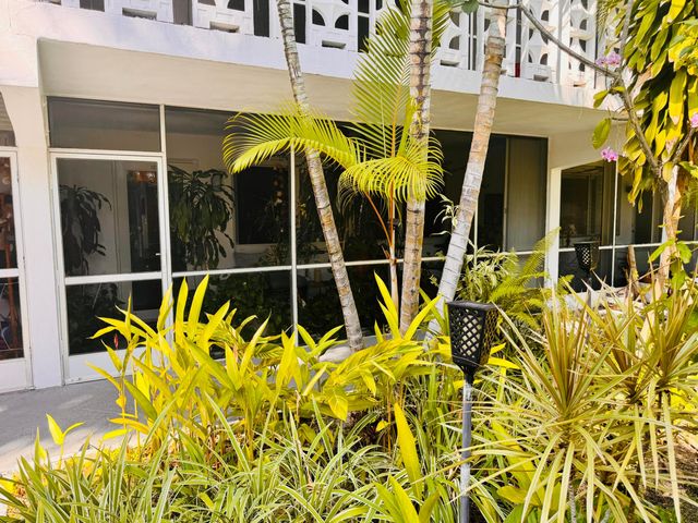 2151 NE 42nd Court 123, Lighthouse Point, FL 33064