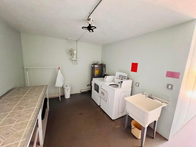 2151 NE 42nd Court 123, Lighthouse Point, FL 33064