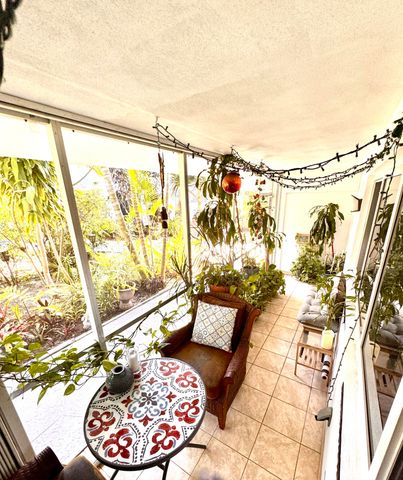 2151 NE 42nd Court 123, Lighthouse Point, FL 33064