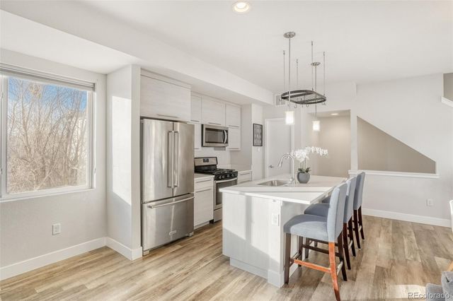 5642 W 10th Place, Lakewood, CO 80214